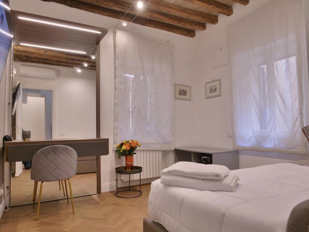 Helmirage Trevi Suite Roma Eksteriør bilde